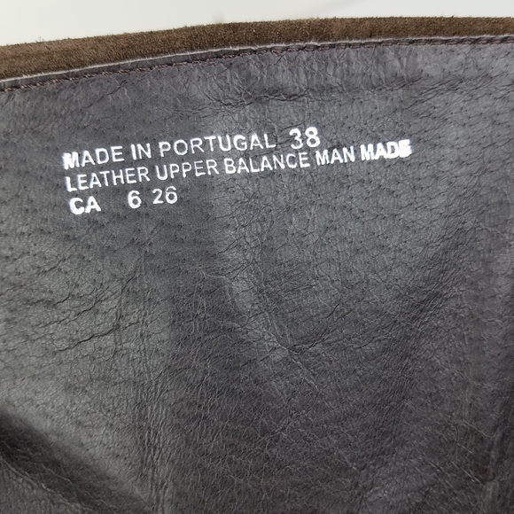 Dansko brown suede heel boots size 38 EU - Picture 4 of 8